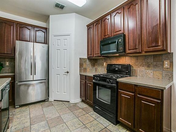 5th image of 1416 Hazelwood Dr