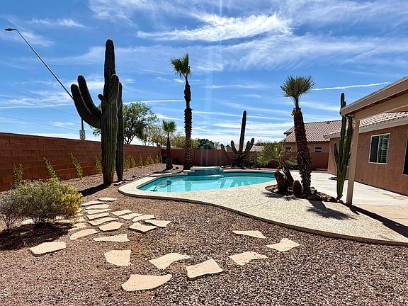 2nd image of 857 S DEL RANCHO --