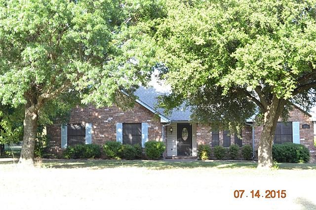 1st image of 910 Winding Creek Trl