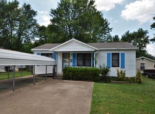 1102 N 11th St, Rogers, AR 72756