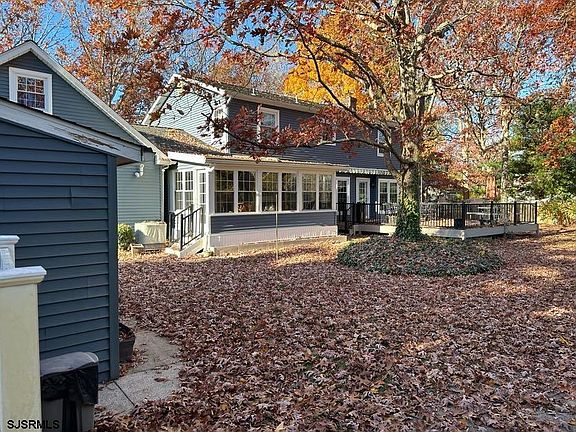 5th image of 43 Hilltop Dr
