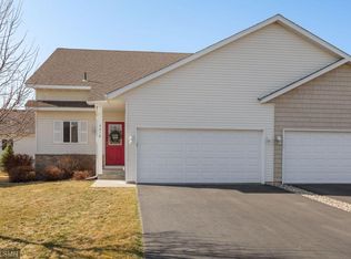 4216 Rymark Ct, Shakopee, MN 55379