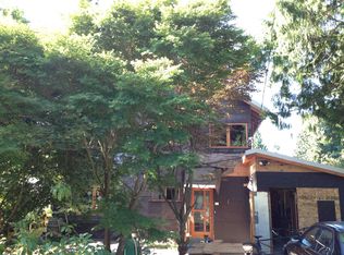 3215 NE 88th St, Seattle, WA 98115