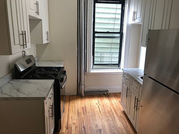 4th image of 623 Metropolitan Ave #C7
