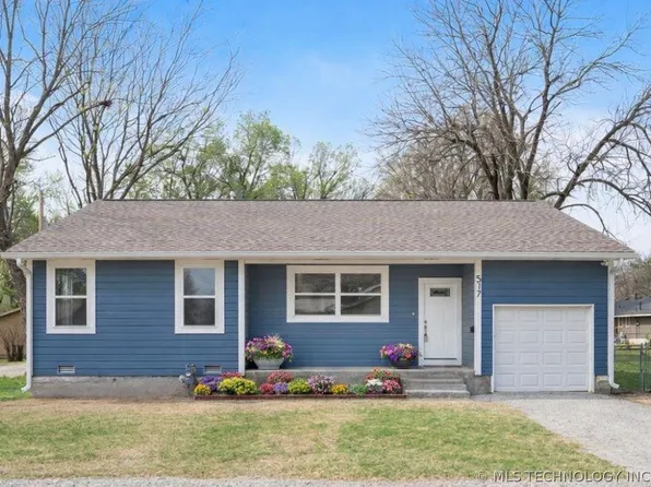 517 W Clyde Ave, Vinita, OK 74301