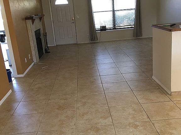 3rd image of 1120 Viking Dr