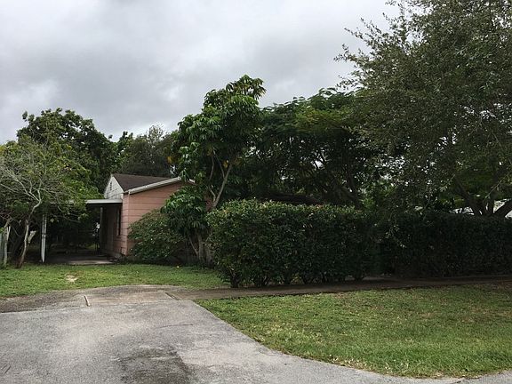 2nd image of 920 NW 124th St