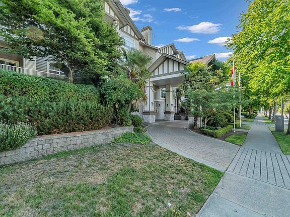 3rd image of 4770 52a St #210