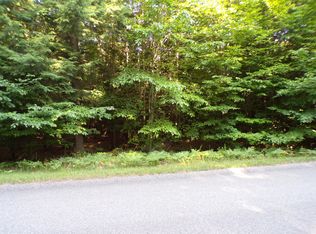 66 Opal Ridge Dr, Onekama, MI 49675