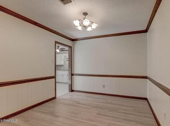 5th image of 206 Pontalba Dr