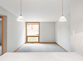 1588 Eustis St, Saint Paul, MN 55108