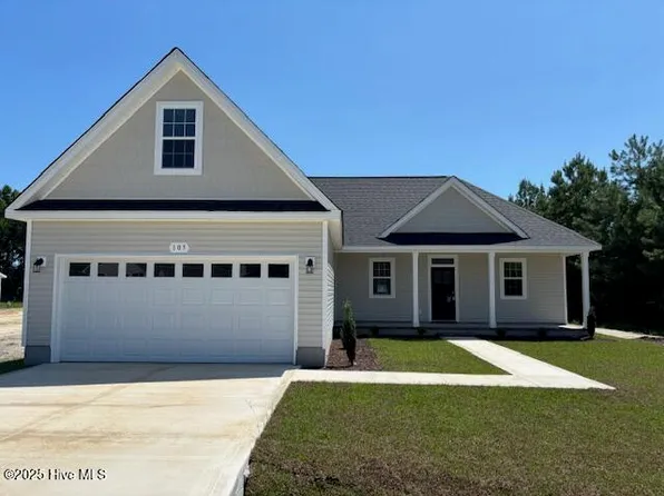 105 Killis Boulevard, Richlands, NC 28574