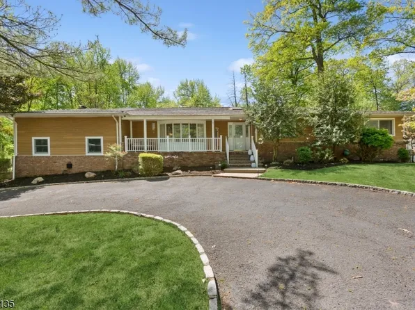 17 Chiplou Ln, Scotch Plains Twp., NJ 07076
