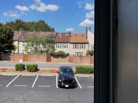 5th image of 302 W Glebe Rd #302