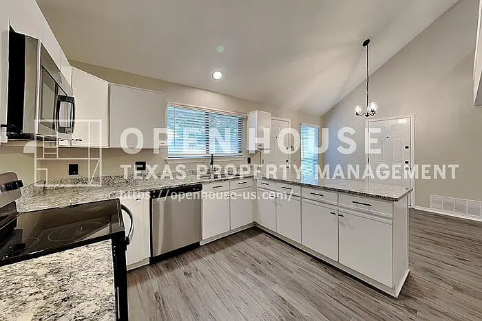 4161 Heartstone Dr — Photo 5
