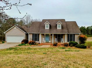 158 W Old Pendleton Rd, Central, SC 29630