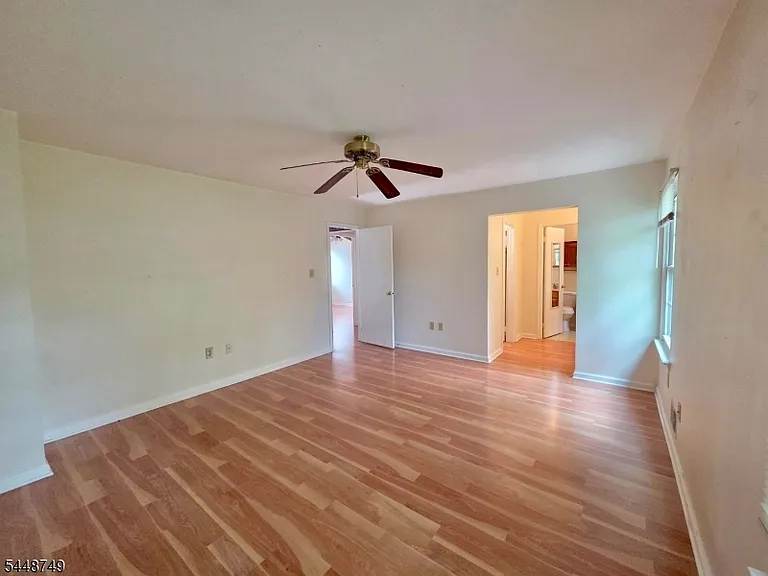200 Bamburgh Ct — Photo 17