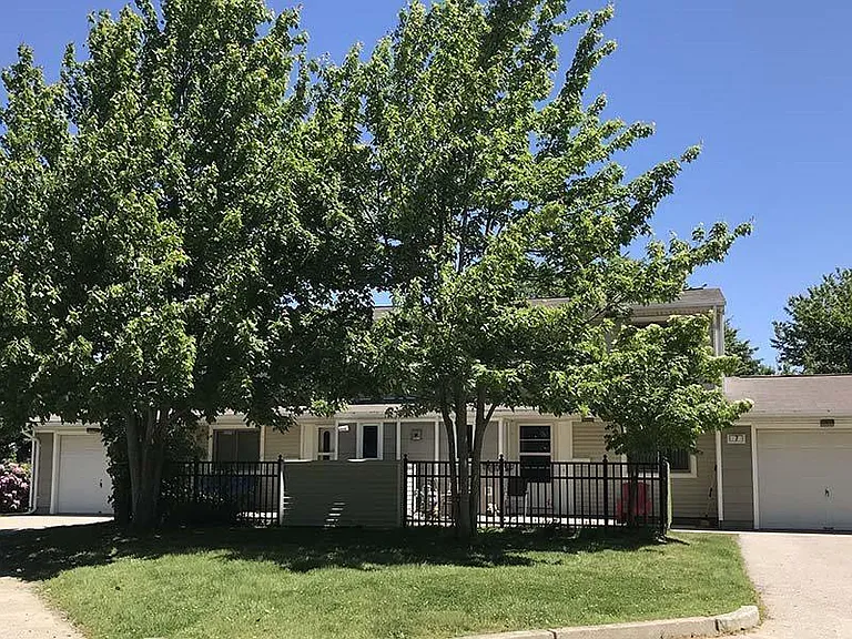 NAVSTA Newport Family Homes — Photo 14