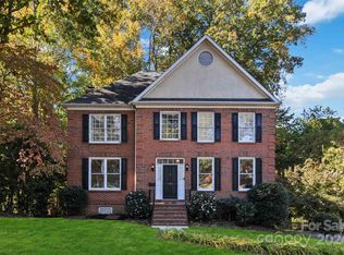 2410 Sharon Rd, Charlotte, NC 28211