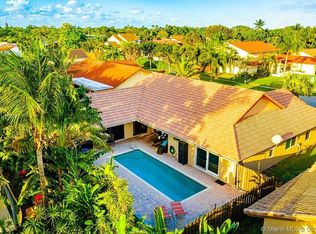 23389 Lago Mar Cir, Boca Raton, FL 33433