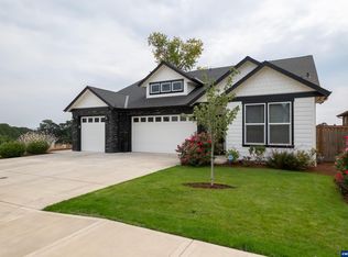 593 NE Evergreen Ave, Dallas, OR