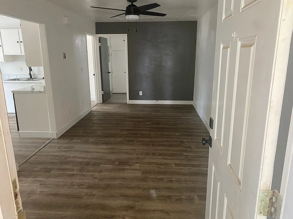 30 N Main St #1