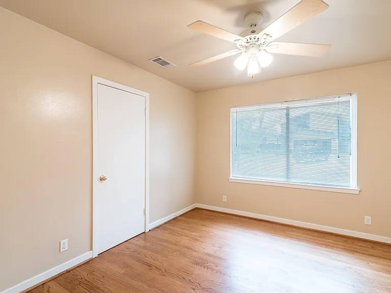 9718 Pine Lake Dr — Photo 22