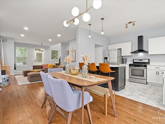 5th image of 530 Littleton Trl