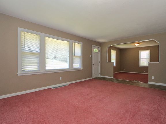 4th image of 2805 Solway Ave