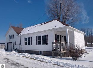 201 North St, Whittemore, MI 48770