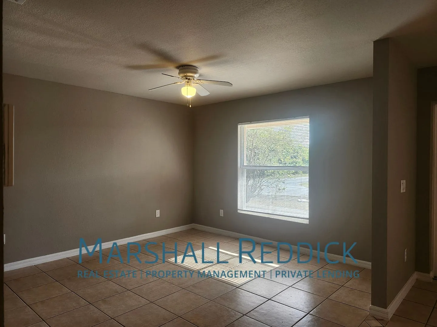 3 bedroom 2 bath — Photo 4