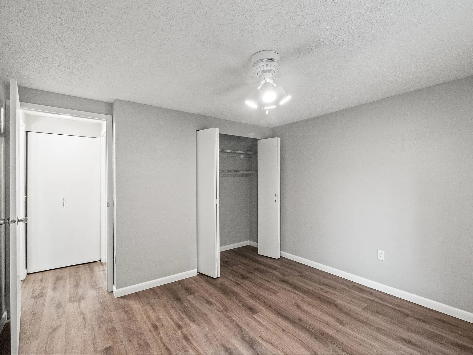 Garden Court Apartments — Photo 4
