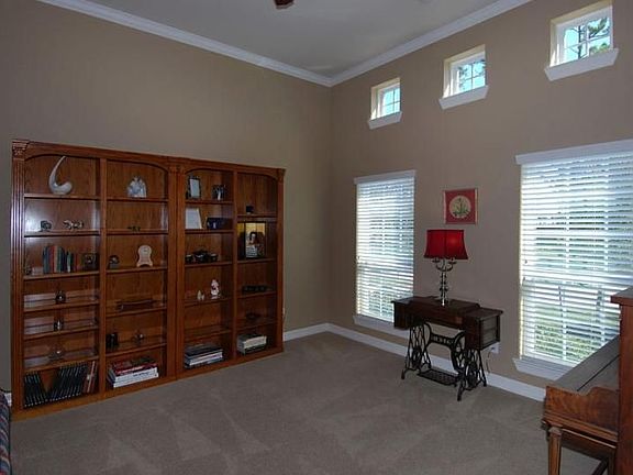 4th image of 14519 Mist Creek Ln