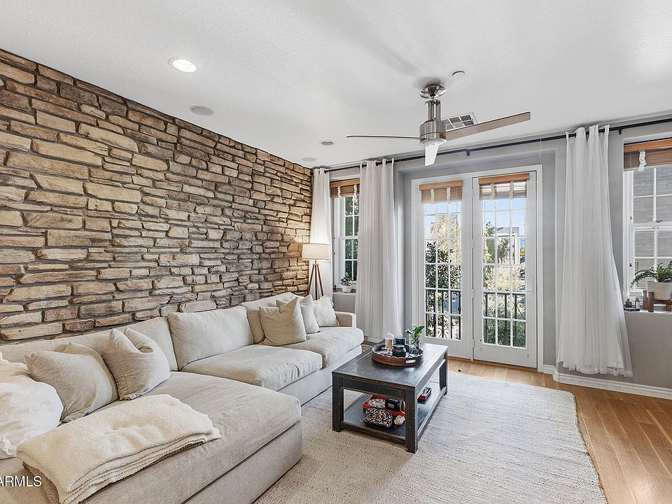 1st image of 2454 E ROMA Avenue