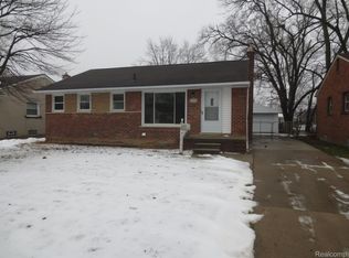 6540 Burnly St, Garden City, MI 48135
