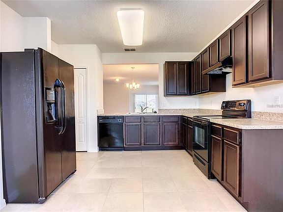 2nd image of 867 Freedom Blvd