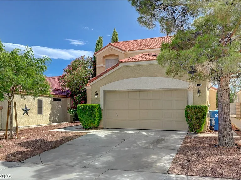 8905 Colorful Pines Ave — Photo 3