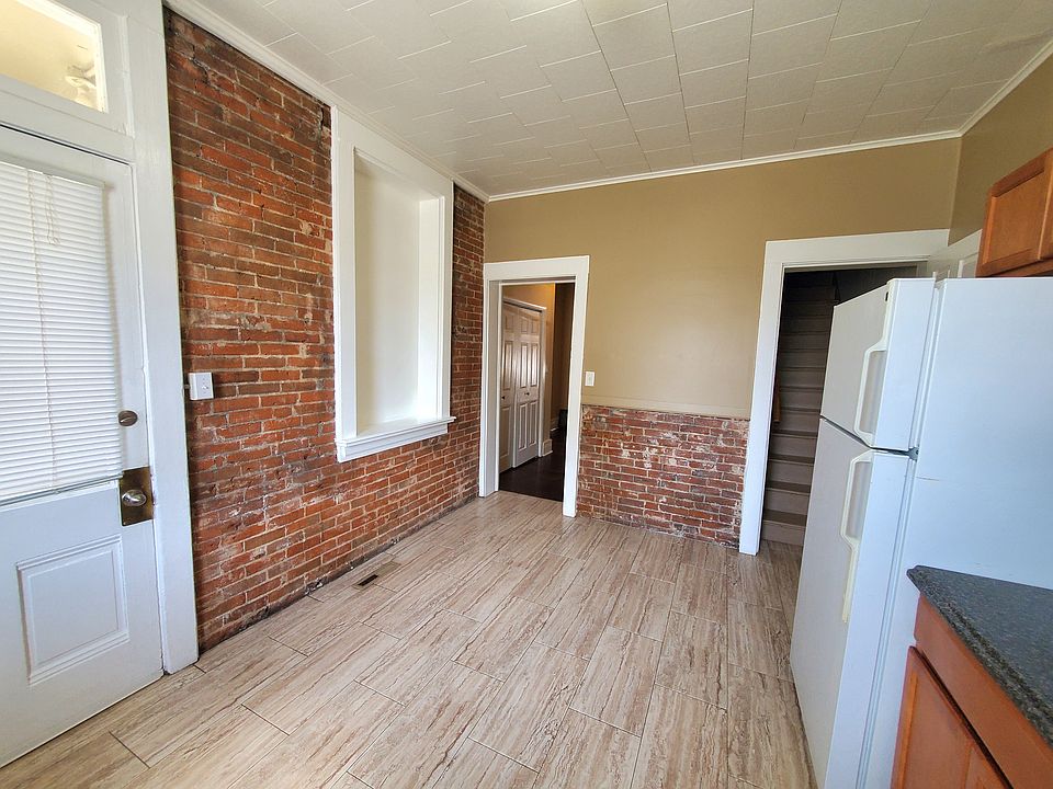 1st image of 722-724 S 13th St