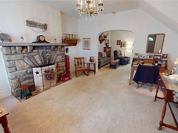 5th image of 206 McClain Ave