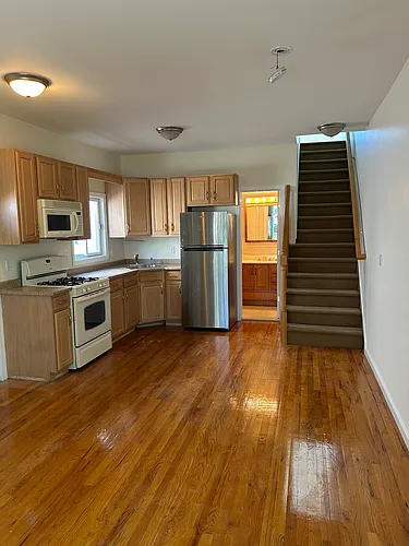 157 Downes Ave #2 Photo 1