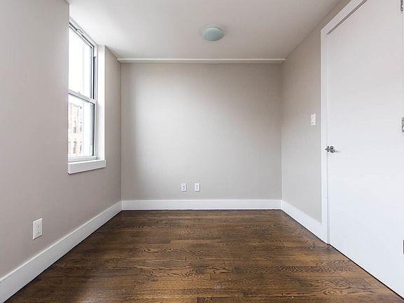 5th image of 263 Stockholm St #A3