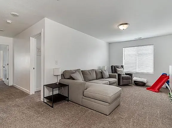 937 E Mecham Ave — Photo 16