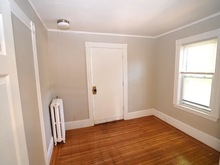 26 Ashford St #2 — Photo 9