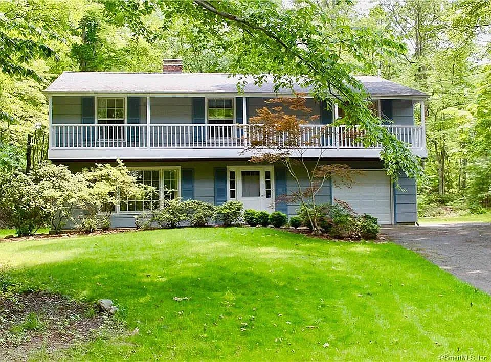 73 Moriarity Dr