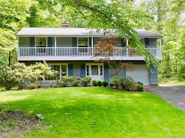 73 Moriarity Dr, Wilton, CT 06897