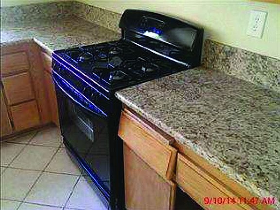 3rd image of 2101 Candice Ave