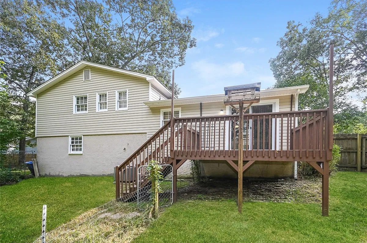 72 Trace Chain Ct — Photo 2