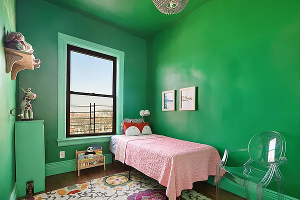 Sold by Compass | media 8