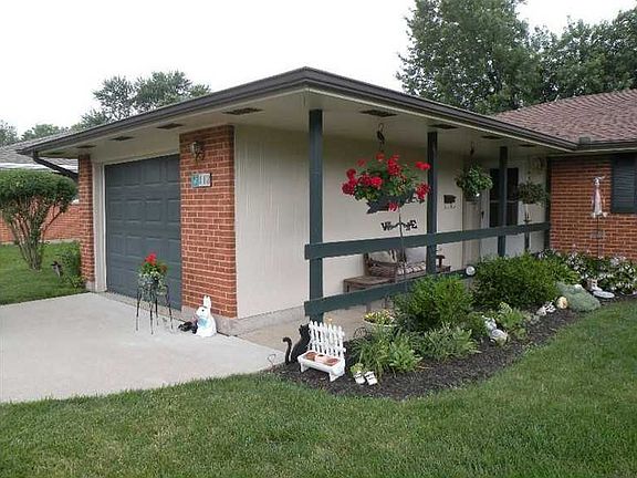 2nd image of 113 Silverstone Dr
