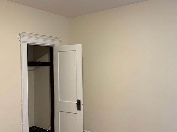 5th image of 27 Park Dr APT 12A